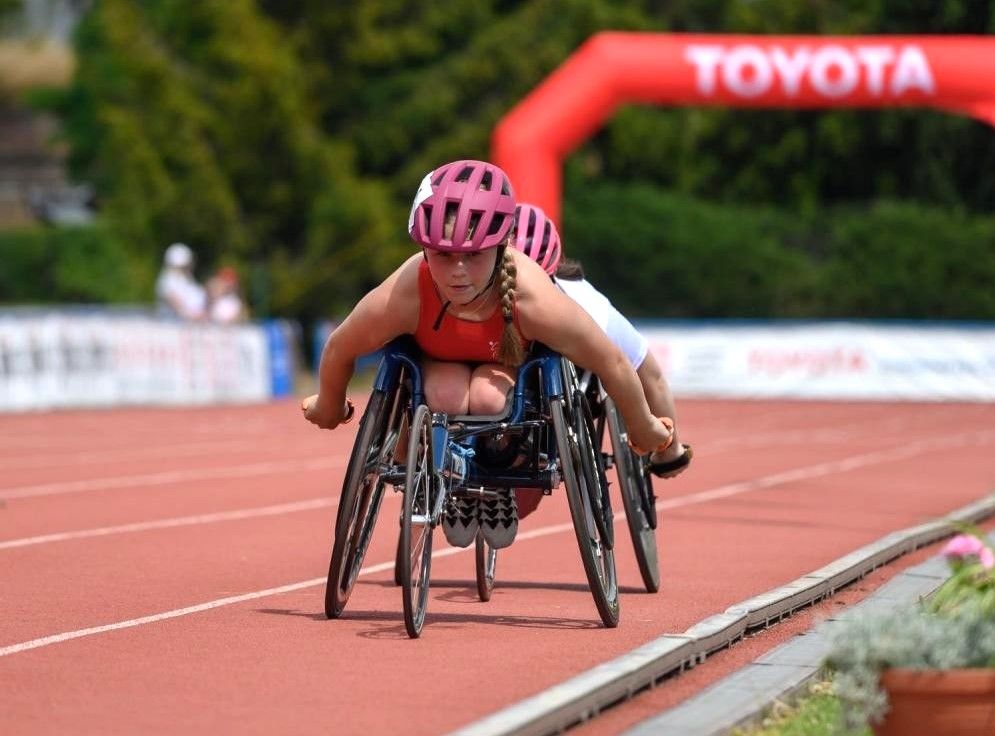 Kết thúc Giải Olomouc 2025 Women's Grand Prix: Nữ vận động viên khuyết tật 14 tuổi giành 3 huy chương vàng ngay lần đầu tham dự